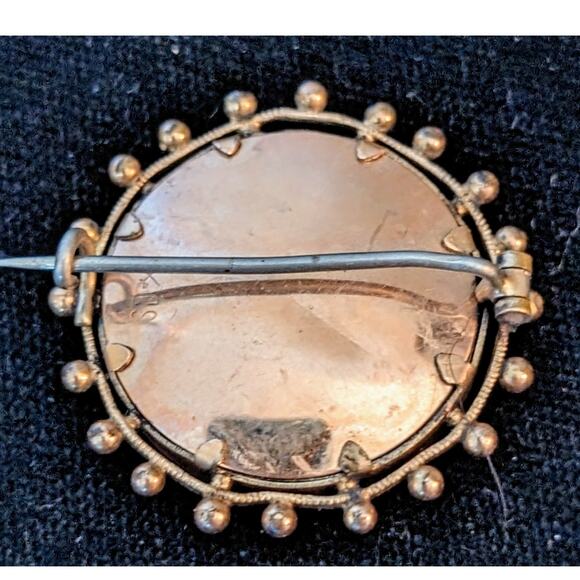 Antique 1920s Photo Frame Brooch W/ Original Picture Signed SD - Picture 2 of 6